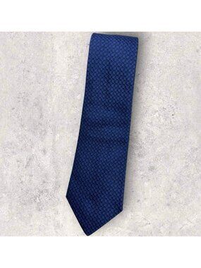 DORMEUIL Silk Tie ITALY Navy Blue Geometric W:3.6" EUC